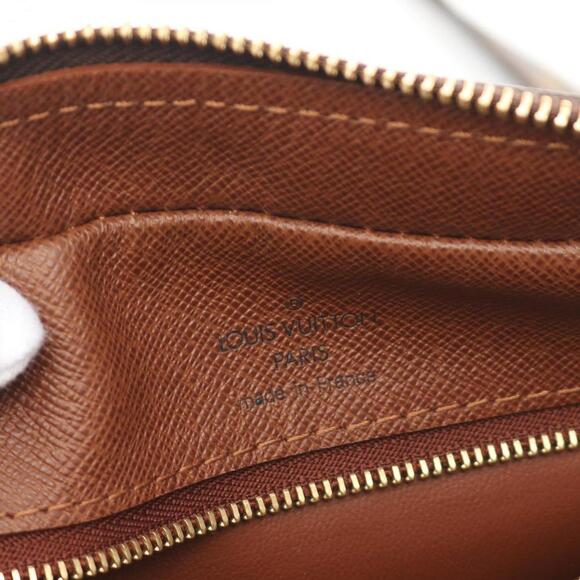 LOUIS VUITTON Brown Monogram Leather Shoulder Bag - Picture 5 of 9